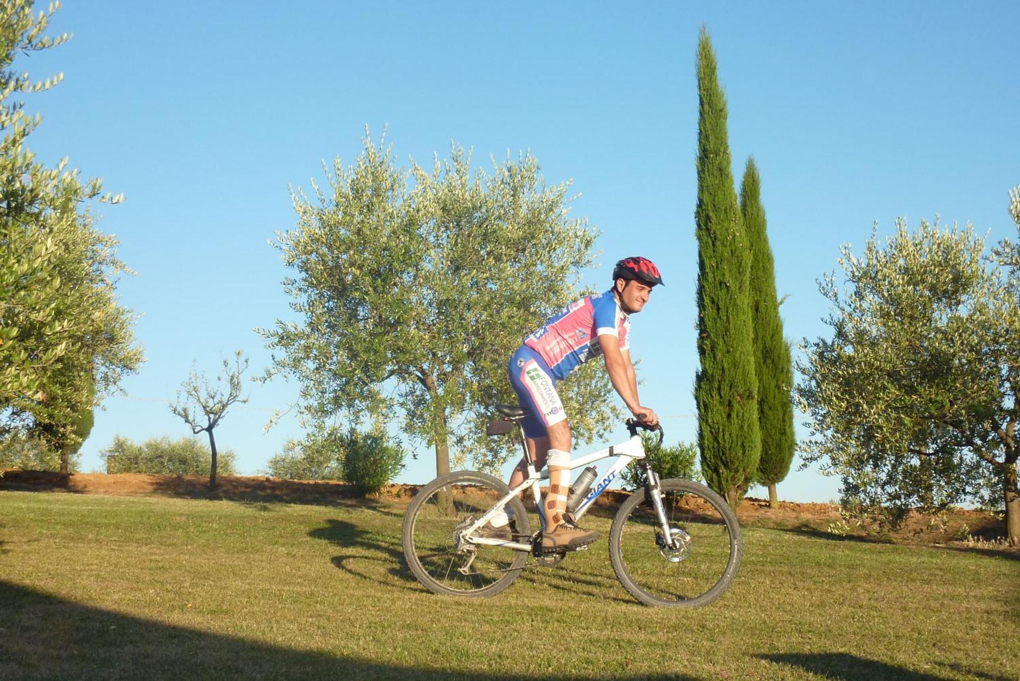 Agriturismo Val Della Pieve อันกิอารี ภายนอก รูปภาพ