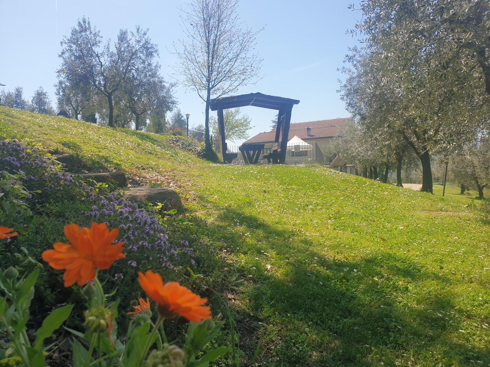 Agriturismo Val Della Pieve อันกิอารี ภายนอก รูปภาพ